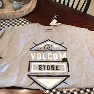 NWT Volcom T-shirt